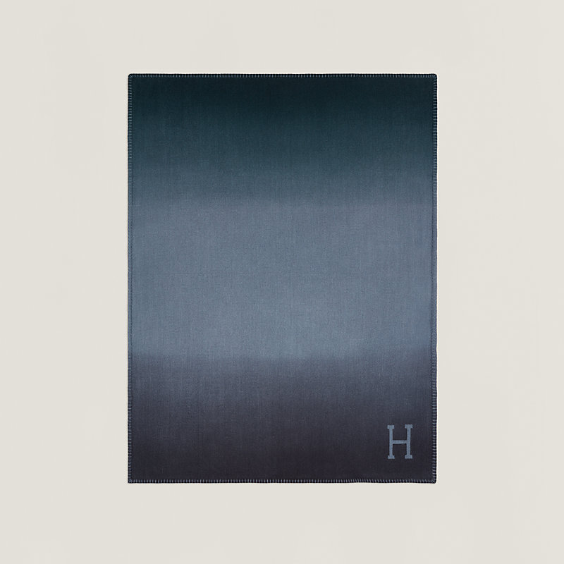 b*y様 HERMES ダークブルー ニット M Hermes Scottish Cashmere Blue Navy Oversized Sweater 34 – MAISON